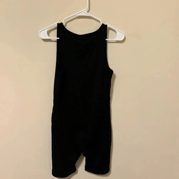 NWT House of Harlow 1960 Scoop Neck Romper - Color Black - Size Small - Picture 2 of 4